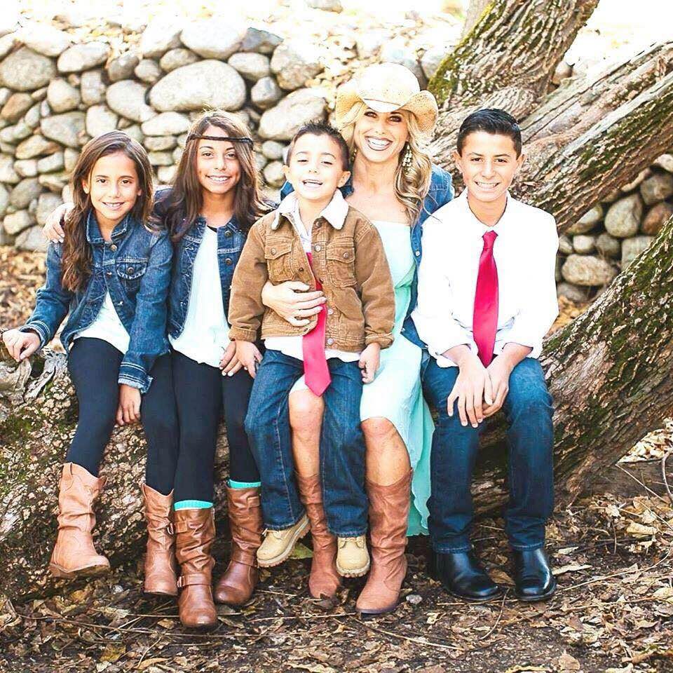 Kristi & her children