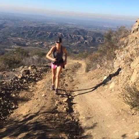 Project Purple runner Shawn Veronese trail running in California