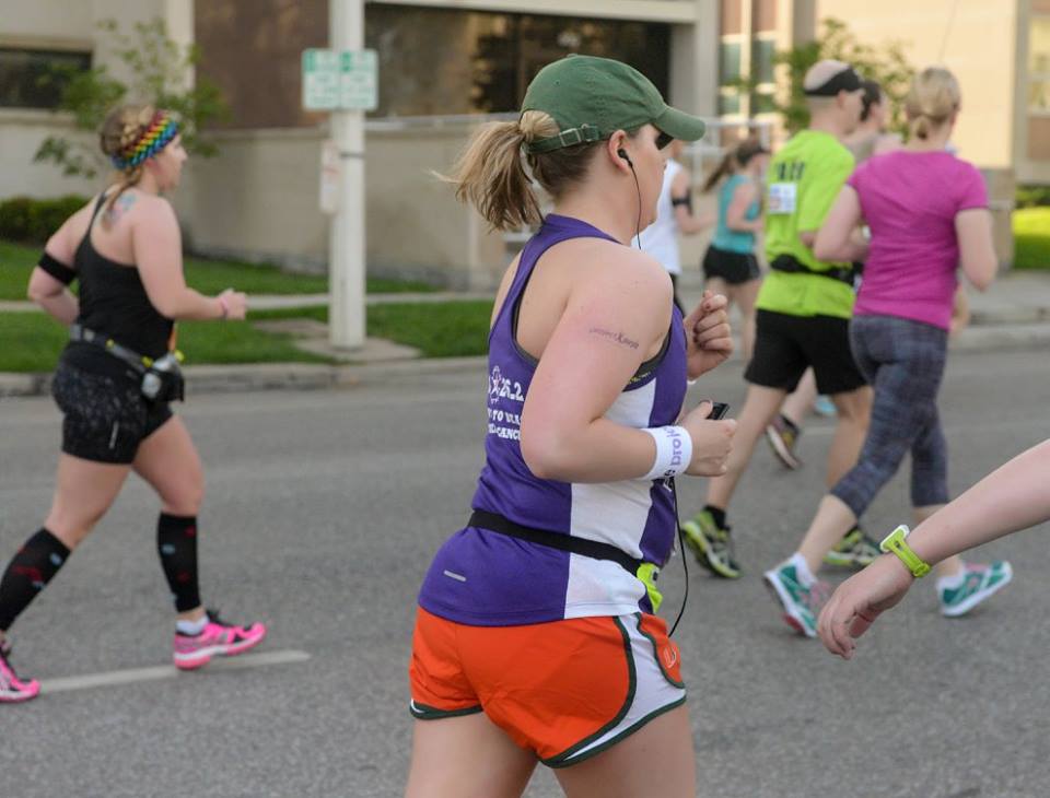 Jody running in the 2015 Lincoln Half-Marathon.